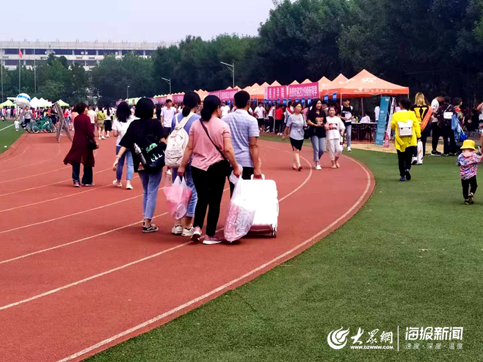 开学季·山东女子学院小萌新们今日登场