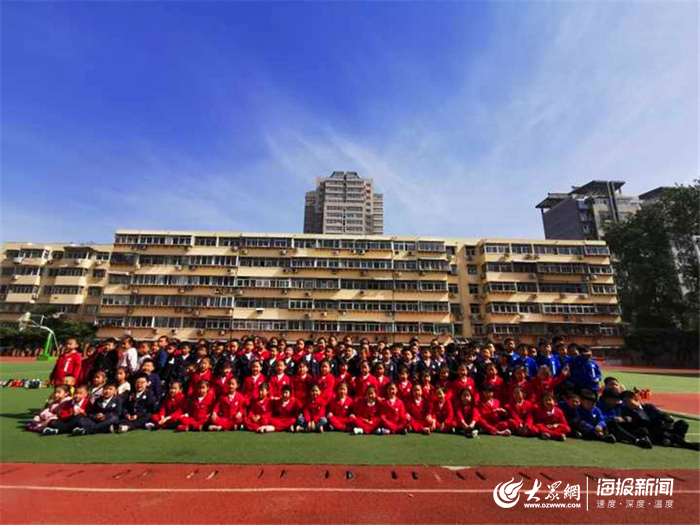 济南市历下区第一实验幼儿园大班幼儿参观小学 感受校园生活