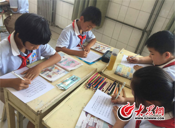 济南高新区鸡山小学开展英语书写比赛